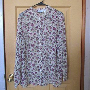 Sheer flower print XL top by Jaclyn Smith.